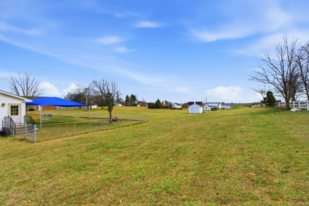 609 Hwy 52e Portland TN 37148