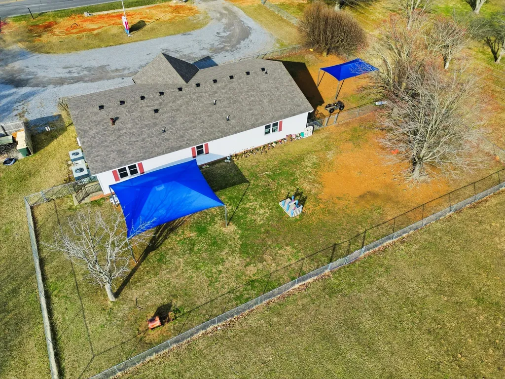 609 Hwy 52e Portland TN 37148