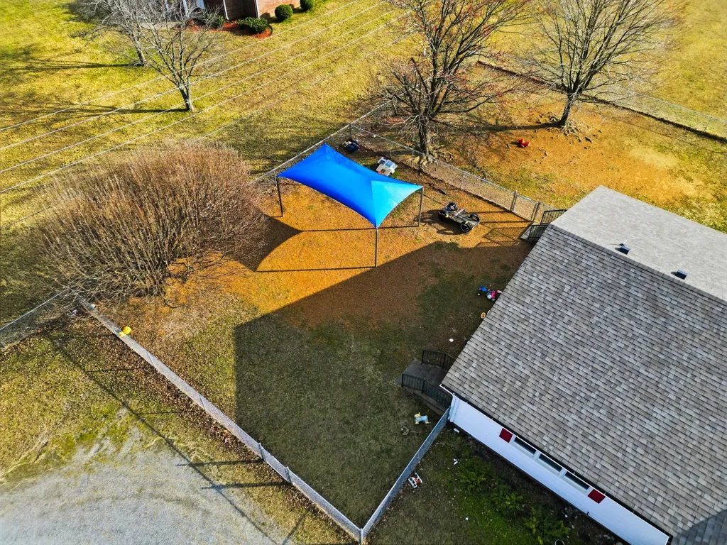 609 Hwy 52e Portland TN 37148