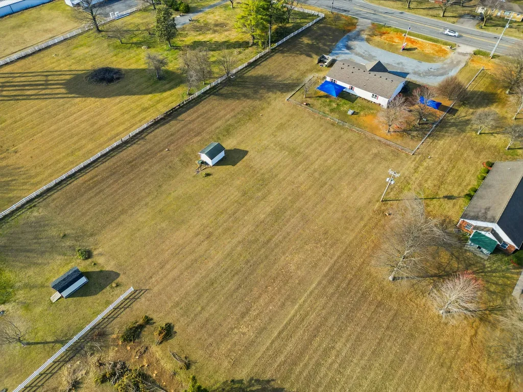 609 Hwy 52e Portland TN 37148