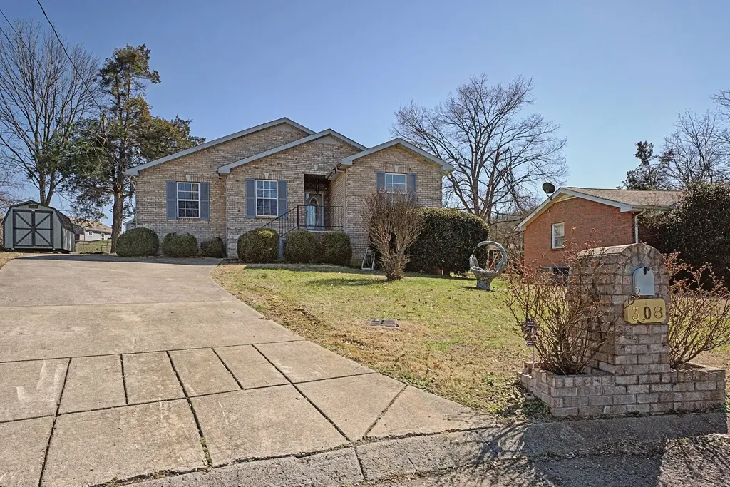 308 Vista Cove Nashville TN 37207