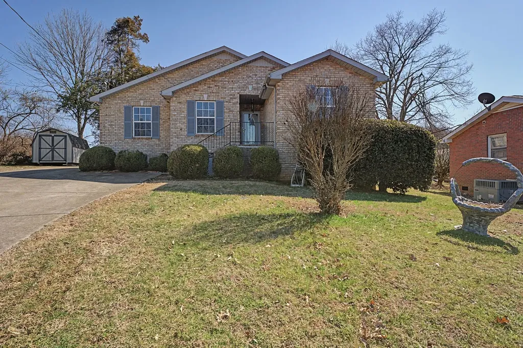 308 Vista Cove Nashville TN 37207