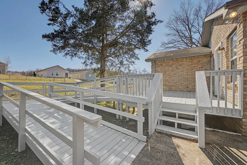308 Vista Cove Nashville TN 37207