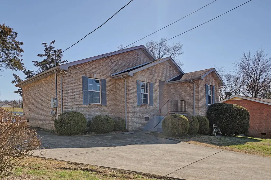 308 Vista Cove Nashville TN 37207