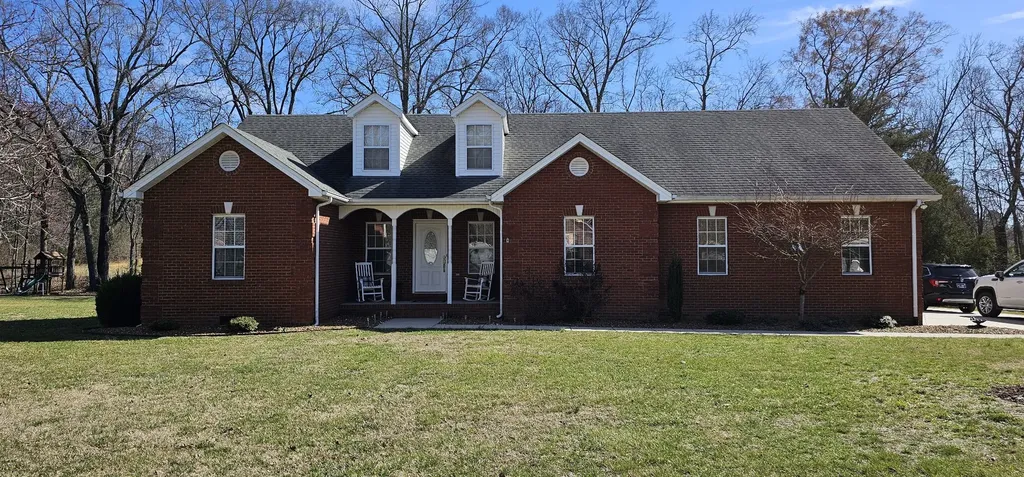215 Woodson Drive Tullahoma TN 37388
