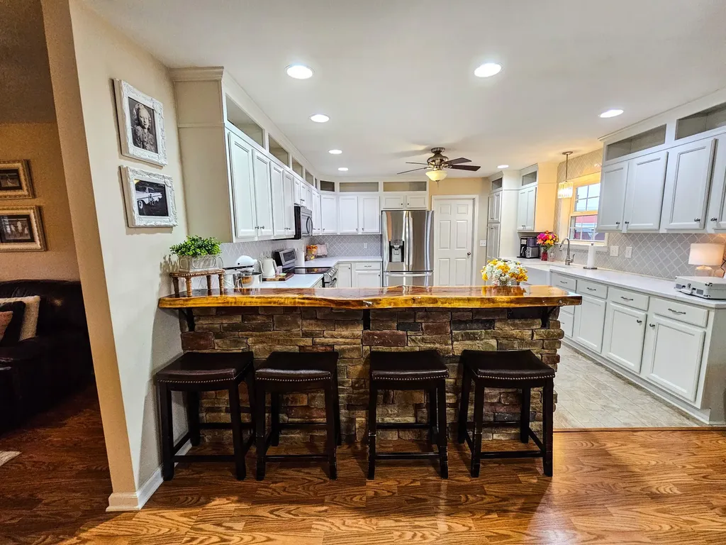 223 Rich Road Unionville TN 37180