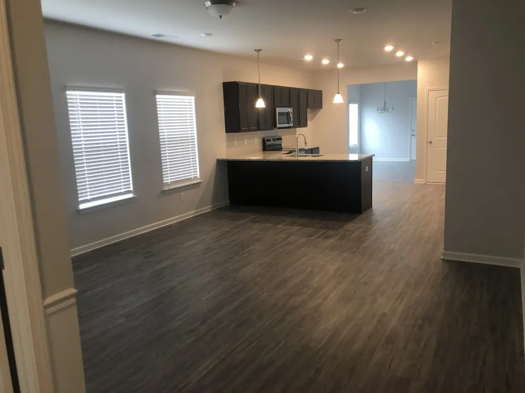 2217 Silverton Drive Nashville TN 37207