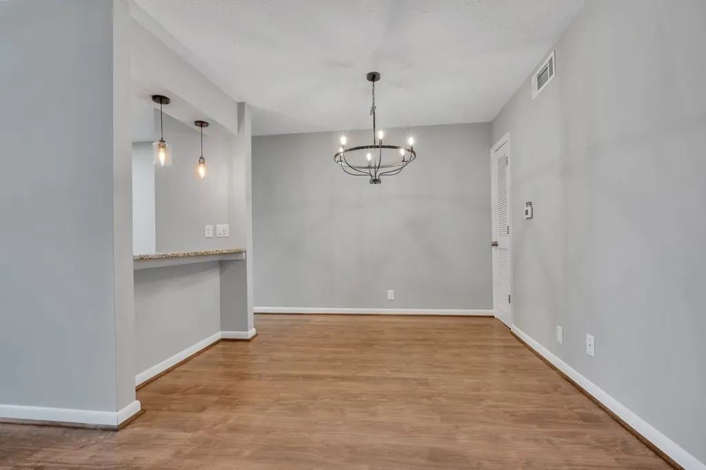 3831 West End Avenue Nashville TN 37205