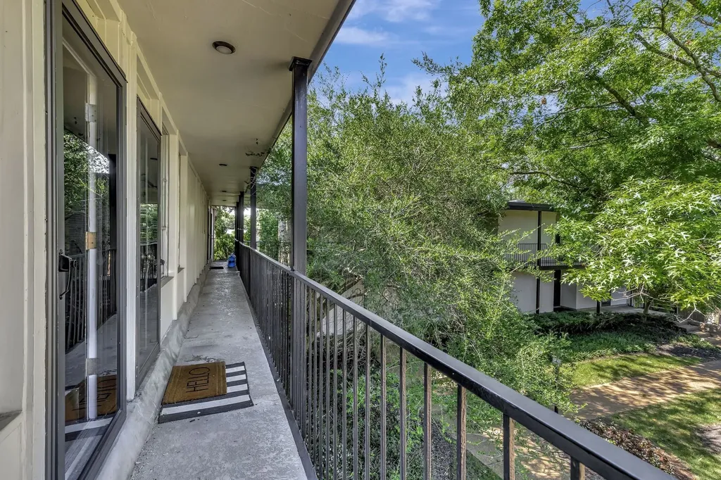 3831 West End Avenue Nashville TN 37205