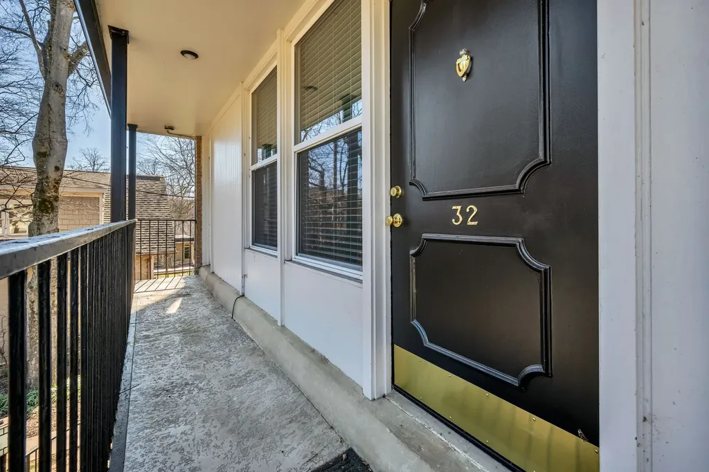 3831 West End Avenue Nashville TN 37205