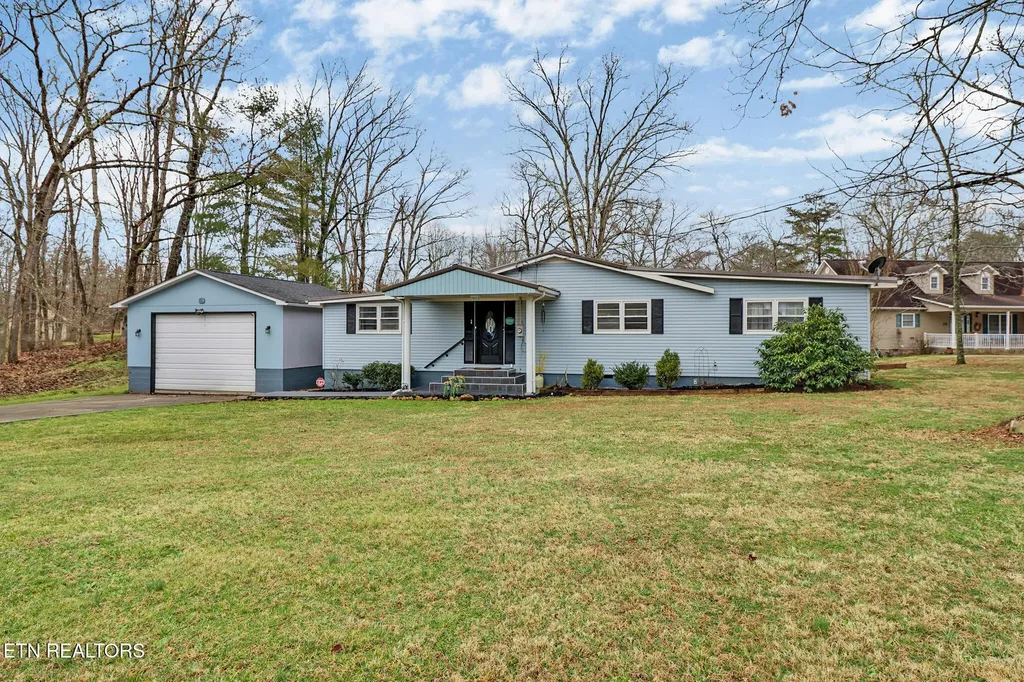 8217 Cherokee Trail Crossville TN 38572