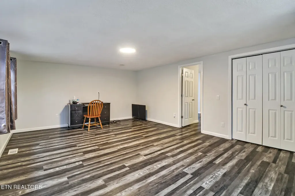 8217 Cherokee Trail Crossville TN 38572