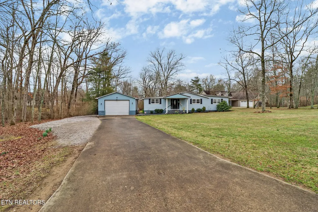 8217 Cherokee Trail Crossville TN 38572