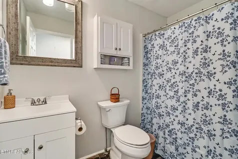 8217 Cherokee Trail Crossville TN 38572