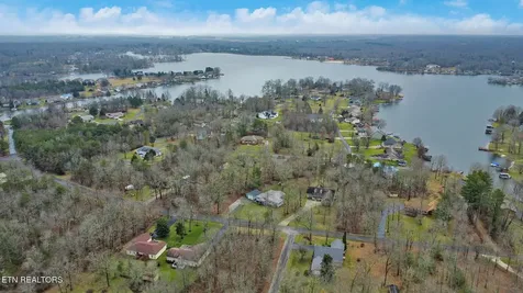 8217 Cherokee Trail Crossville TN 38572