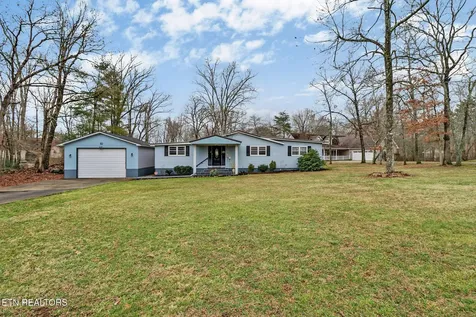 8217 Cherokee Trail Crossville TN 38572