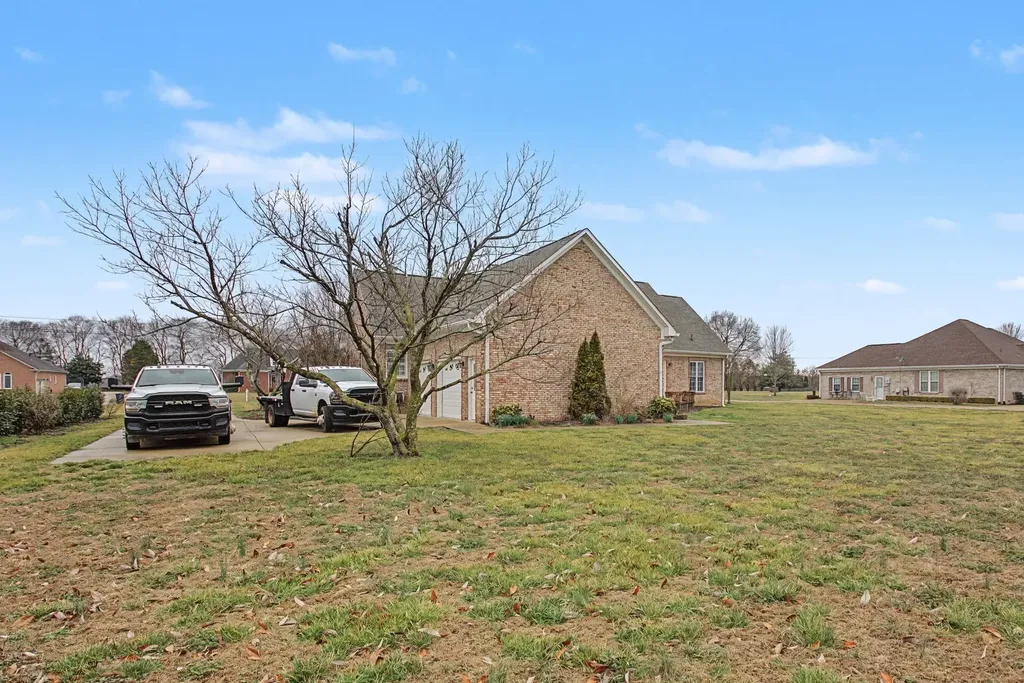 6913 Zion Crossing Court Columbia TN 38401