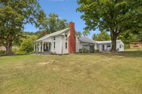 860 Golden Hollow Road Dixon Springs TN 37057