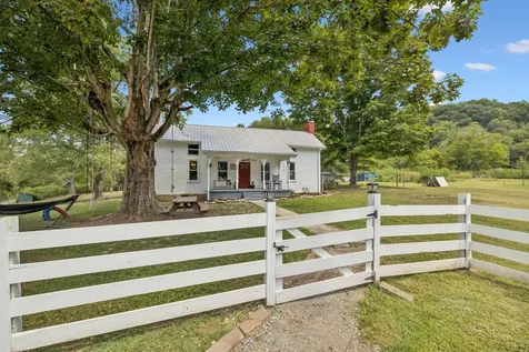 860 Golden Hollow Road Dixon Springs TN 37057