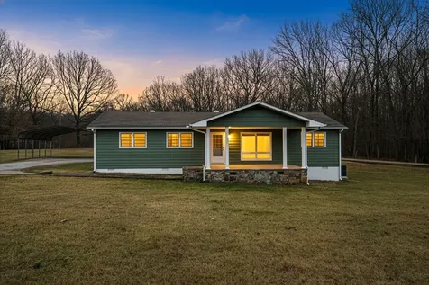 1544 Midway Road Sewanee TN 37375