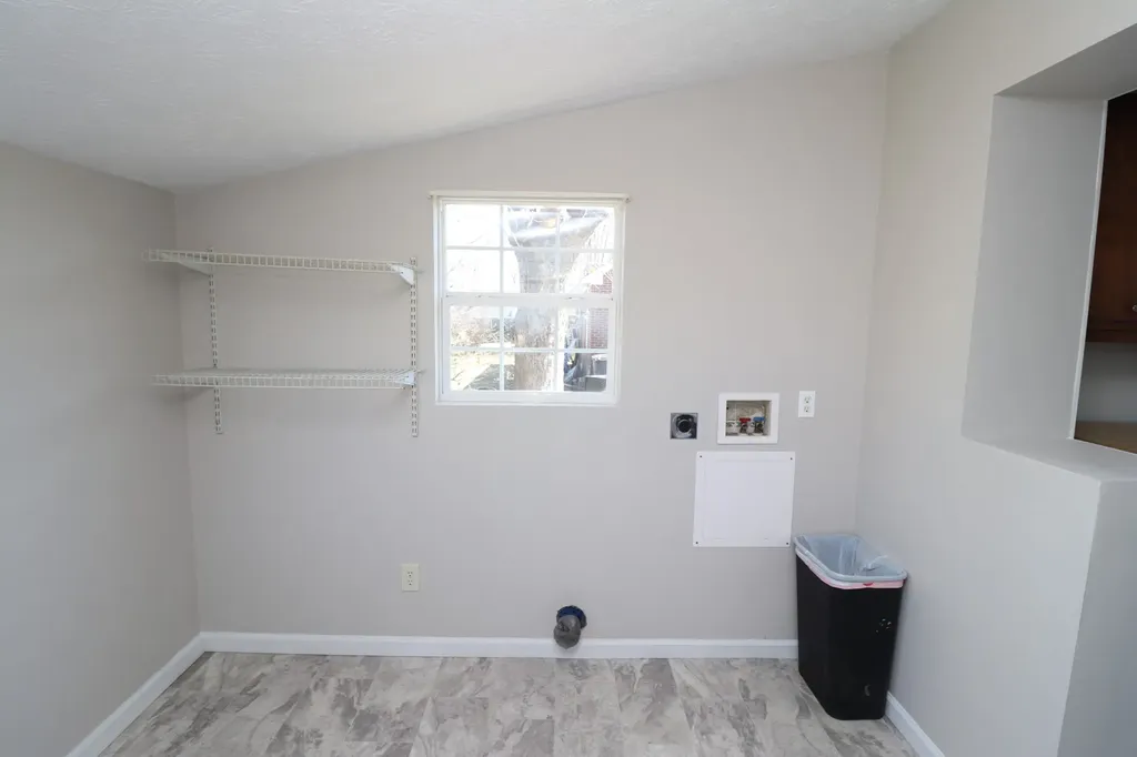 400 Meador Drive Lafayette TN 37083