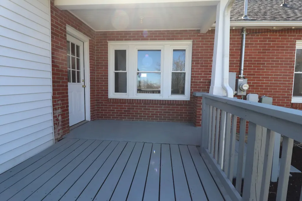 400 Meador Drive Lafayette TN 37083