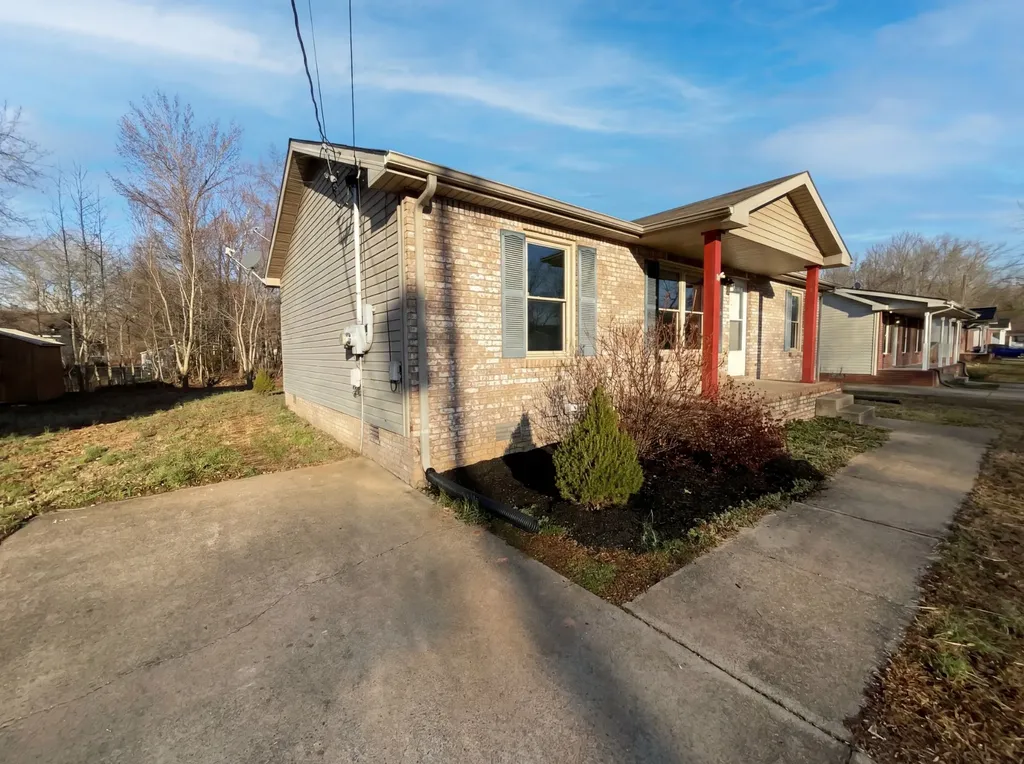 566 Bridgette Drive Clarksville TN 37042