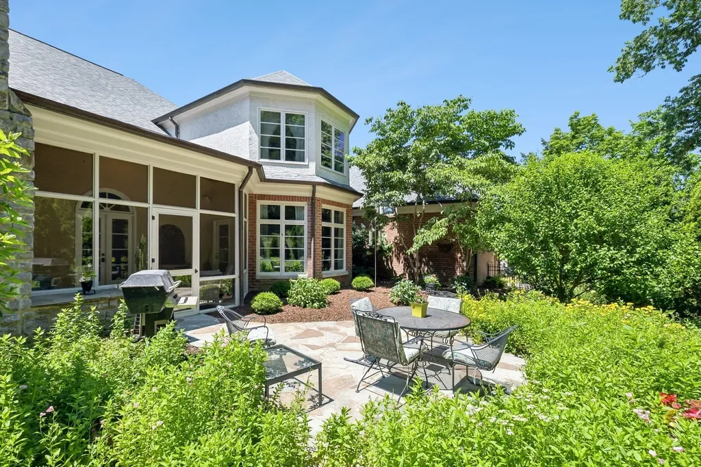 1810 Tyne Boulevard Nashville TN 37215