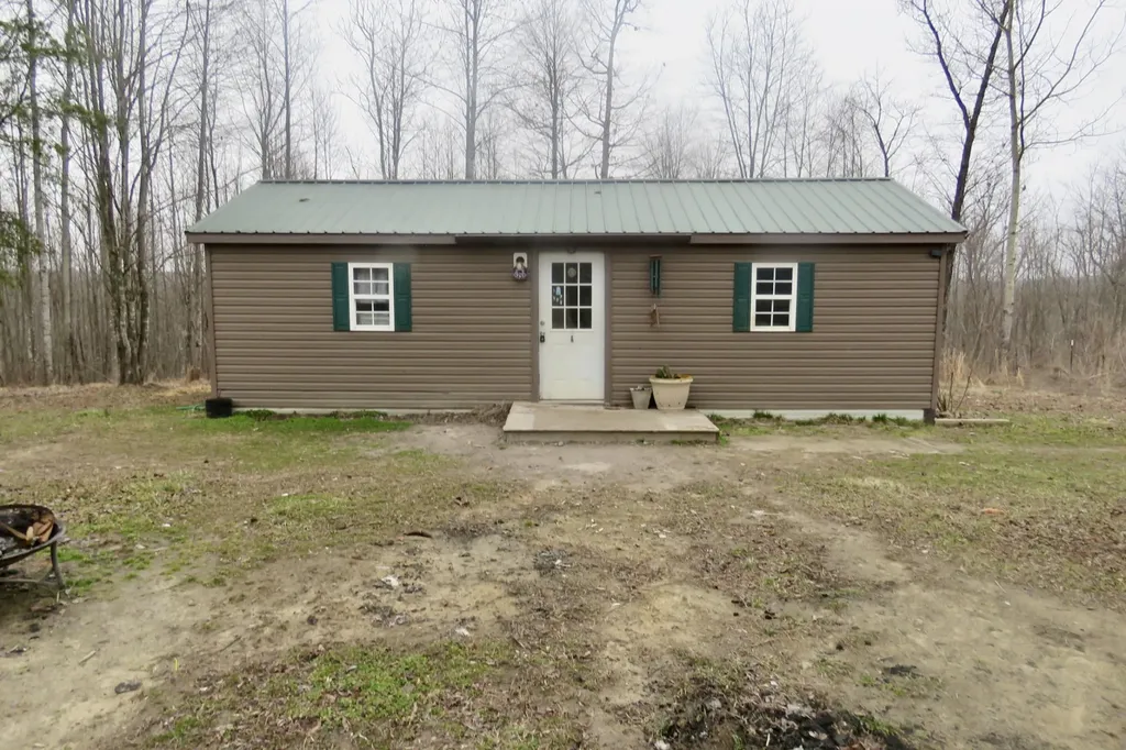 30611 Steel Tram Ridge Crawford TN 38554
