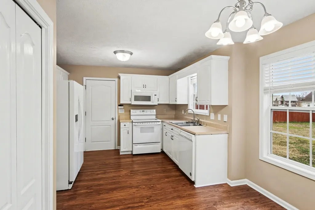 3368 Marrast Drive Clarksville TN 37043