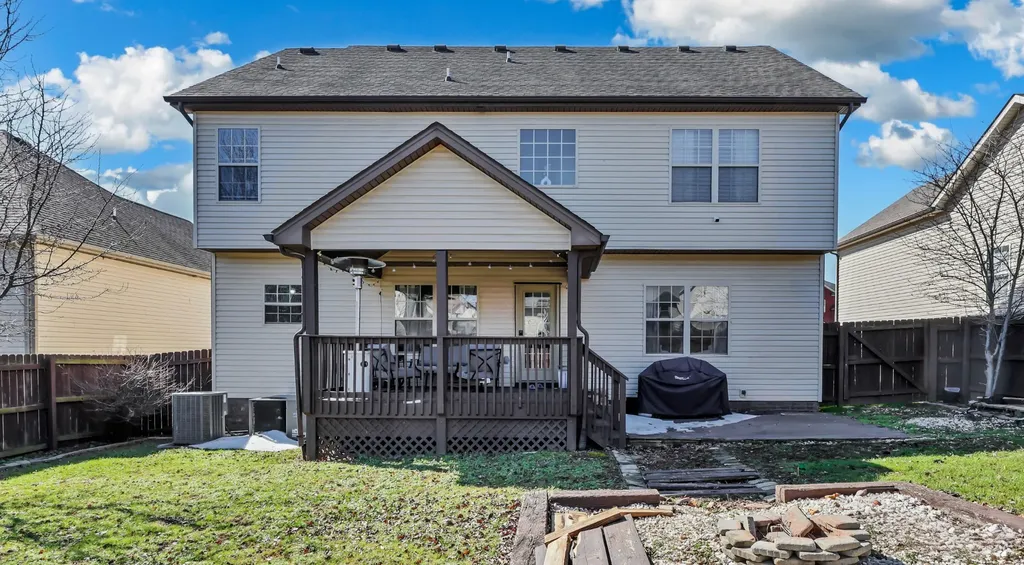 1467 Raven Road Clarksville TN 37042