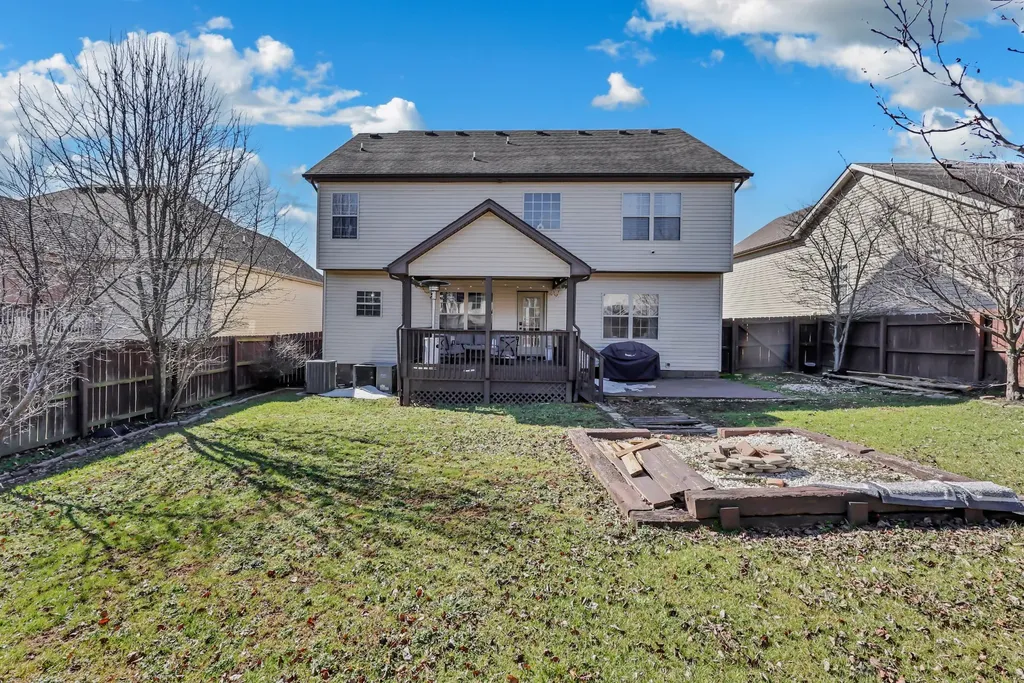 1467 Raven Road Clarksville TN 37042
