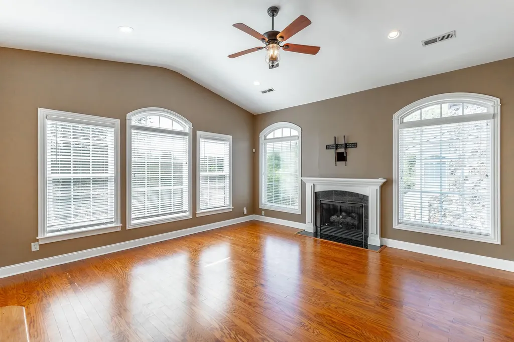 1109 Renaissance Court Chattanooga TN 37419