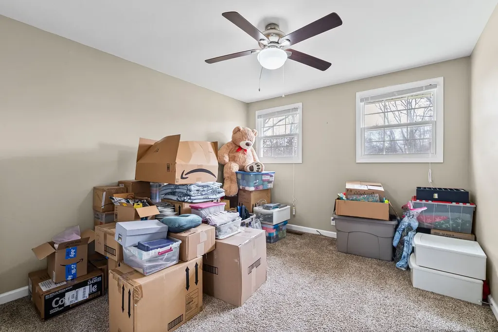 36 Charlemagne Boulevard Clarksville TN 37042