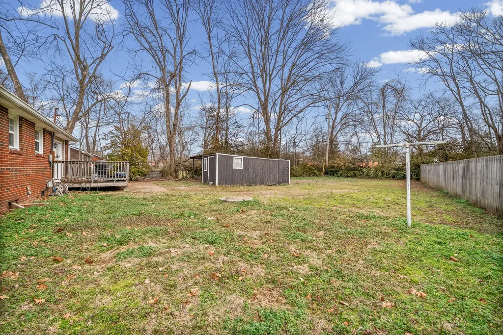 36 Charlemagne Boulevard Clarksville TN 37042