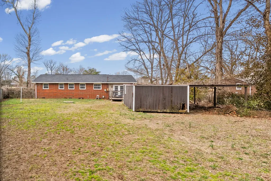 36 Charlemagne Boulevard Clarksville TN 37042