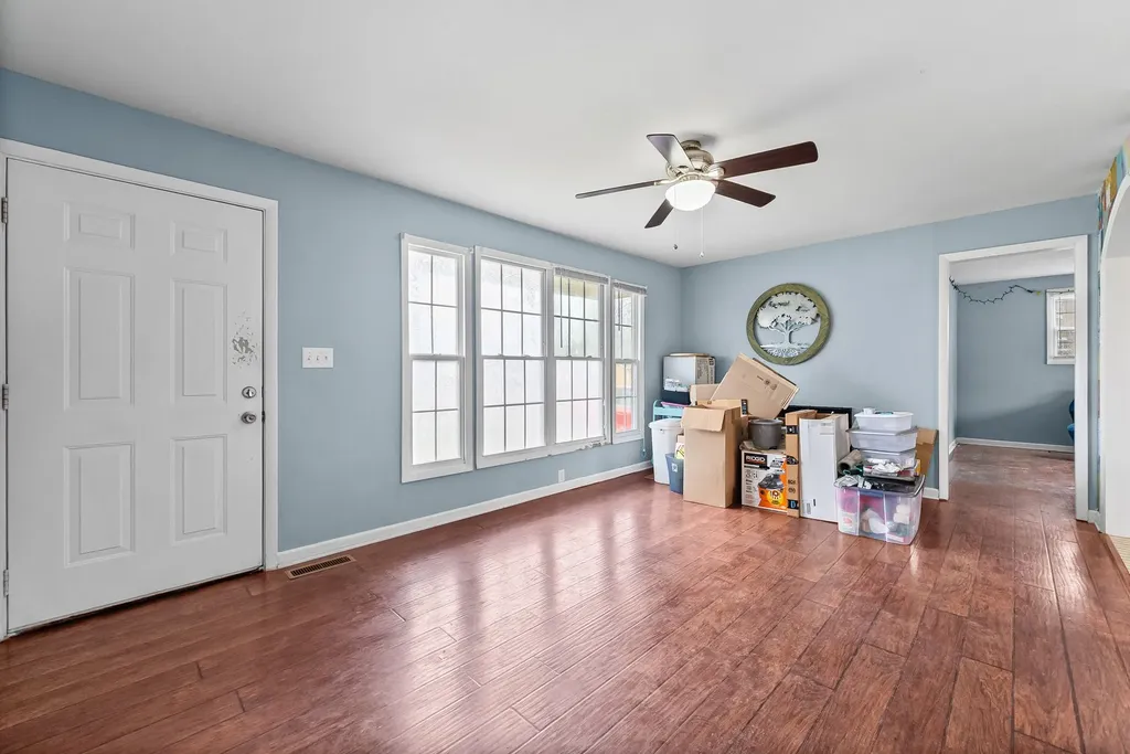 36 Charlemagne Boulevard Clarksville TN 37042