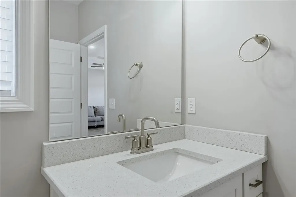7483 Highway 70, S Nashville TN 37221