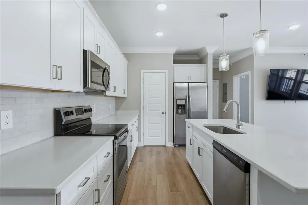 7483 Highway 70, S Nashville TN 37221