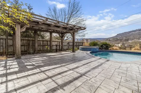 292 Horse Creek Drive Chattanooga TN 37405