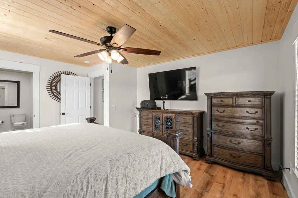 1447 W Beaverdam Road Centerville TN 37033