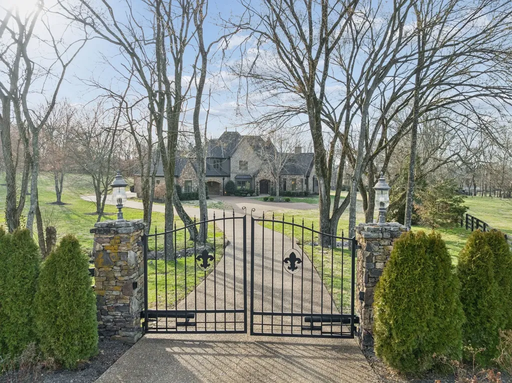 7105 Marsh Hawk Court Arrington TN 37014