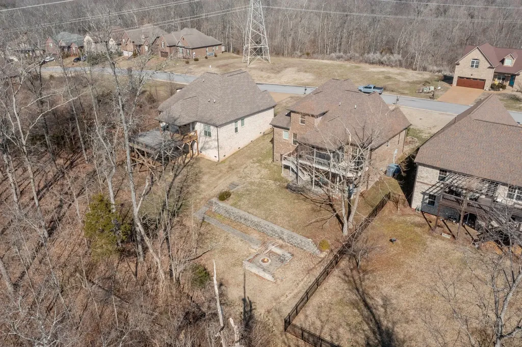 1102 Secretariat Drive Mount Juliet TN 37122