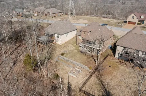 1102 Secretariat Drive Mount Juliet TN 37122