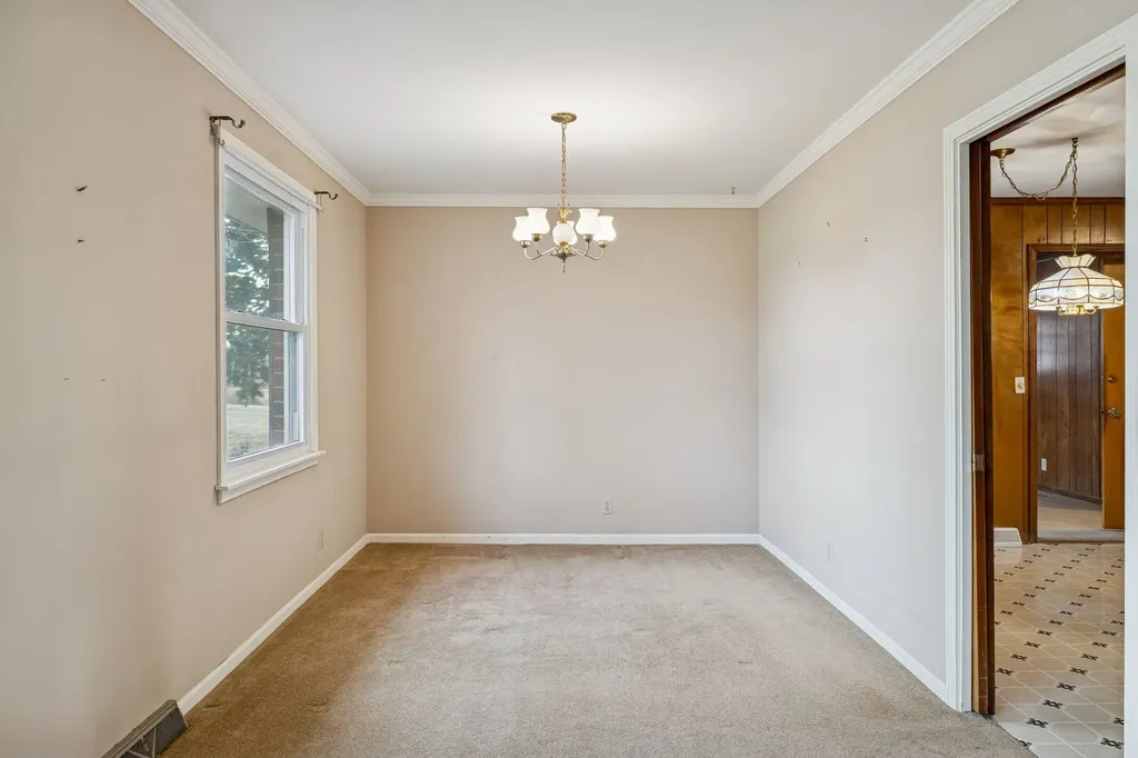 526 W Boiling Springs Road Portland TN 37148