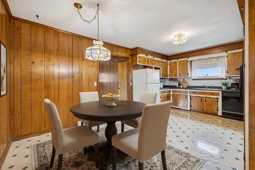 526 W Boiling Springs Road Portland TN 37148