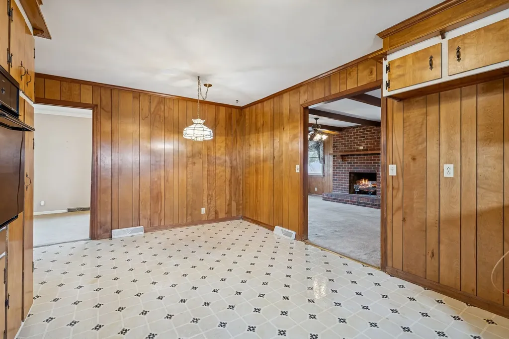 526 W Boiling Springs Road Portland TN 37148