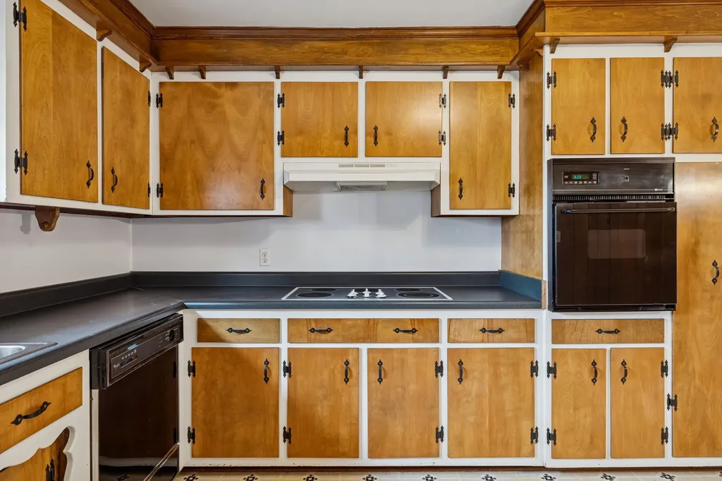 526 W Boiling Springs Road Portland TN 37148
