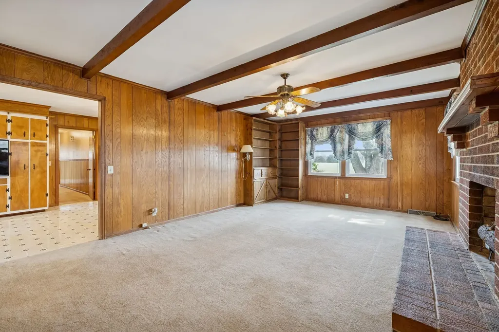 526 W Boiling Springs Road Portland TN 37148