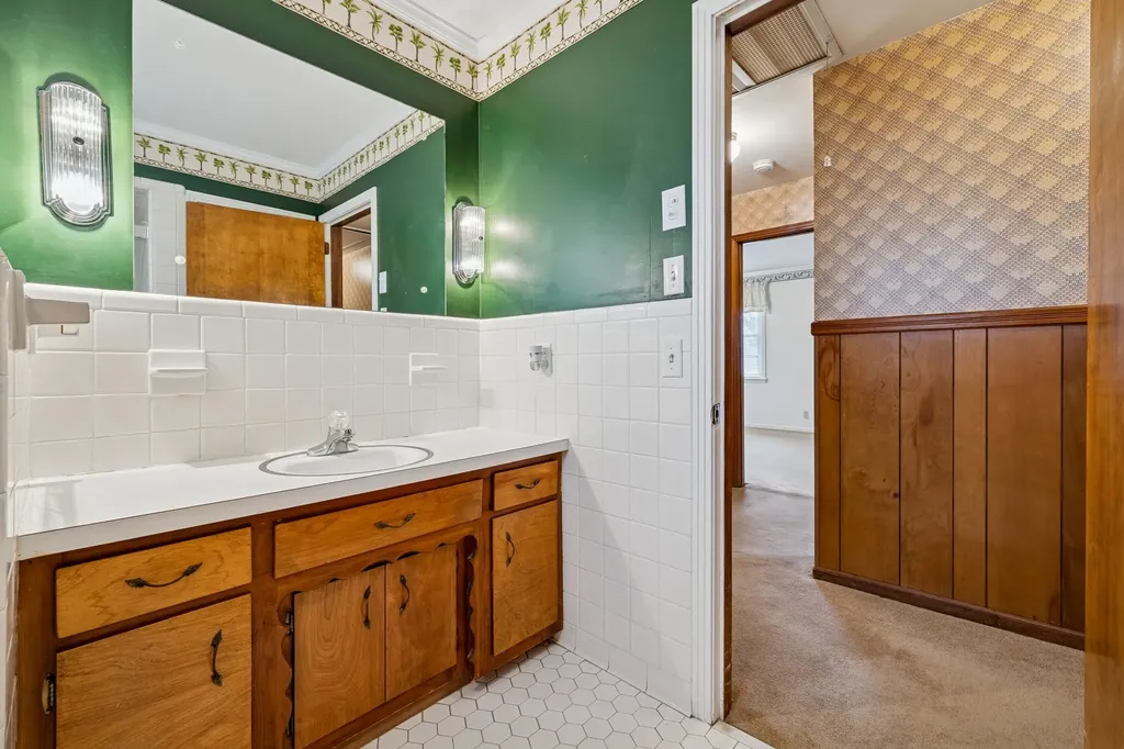 526 W Boiling Springs Road Portland TN 37148